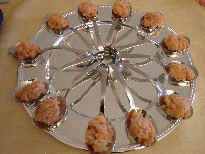 093-Loeffelfood-Lachstartar.jpg (43801 Byte)